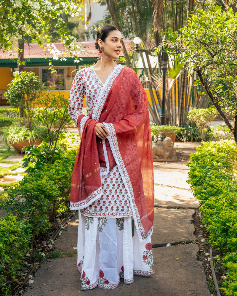 Ivory and Red Hand Block Printed Skirt Set mul Buy Ivory and Red Hand Block Printed Skirt Set from C&W | Kurta/Kurta Sets for Women by Maison Shefali in multi color for women in Singapore