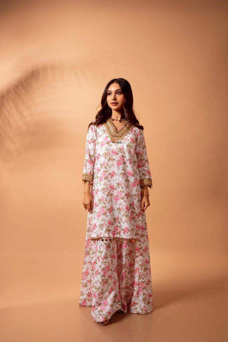 Linen digital print white kali sharara set linen Buy Linen digital print white kali sharara set from C&W | Kurta/Kurta Sets for Women by Maison Shefali for women in Singapore