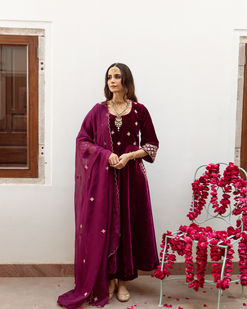 Zeya - Velvet Embroidered Suit Set Buy Zeya - Velvet Embroidered Suit Set from C&W | Kurta/Kurta Sets for Women by Maison Shefali in purple color for women in Singapore