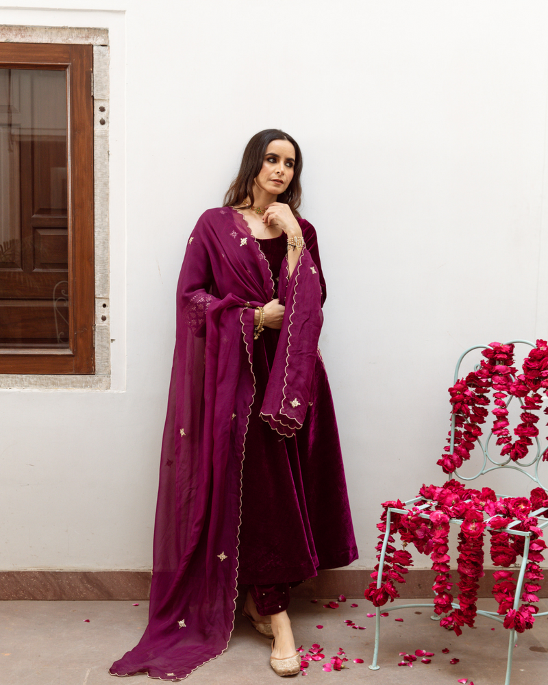 Zeya - Velvet Embroidered Suit Set Buy Zeya - Velvet Embroidered Suit Set from C&W | Kurta/Kurta Sets for Women by Maison Shefali in purple color for women in Singapore