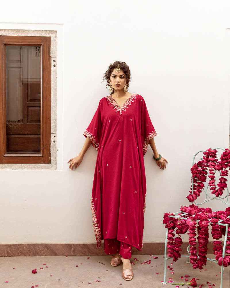 Ibtida Gulabi - Velvet Embroidered Kaftan Set silk Buy Ibtida Gulabi - Velvet Embroidered Kaftan Set








 from C&W | Kurta/Kurta Sets for Women by Maison Shefali in red color for women in Singapore