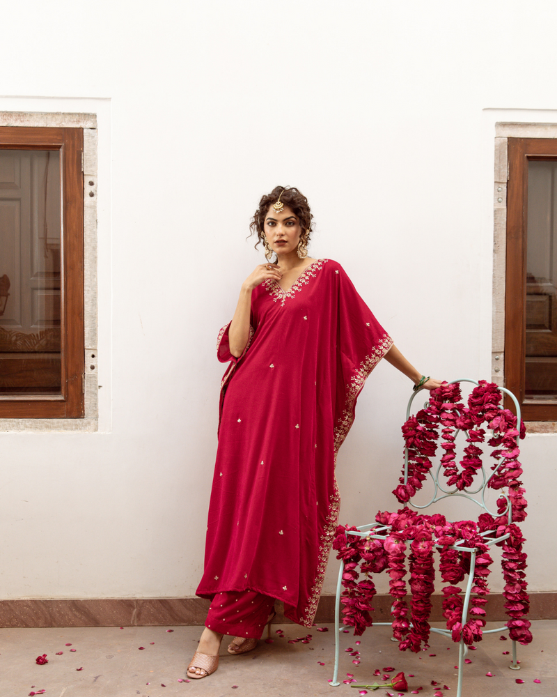 Ibtida Gulabi - Velvet Embroidered Kaftan Set silk Buy Ibtida Gulabi - Velvet Embroidered Kaftan Set








 from C&W | Kurta/Kurta Sets for Women by Maison Shefali in red color for women in Singapore
