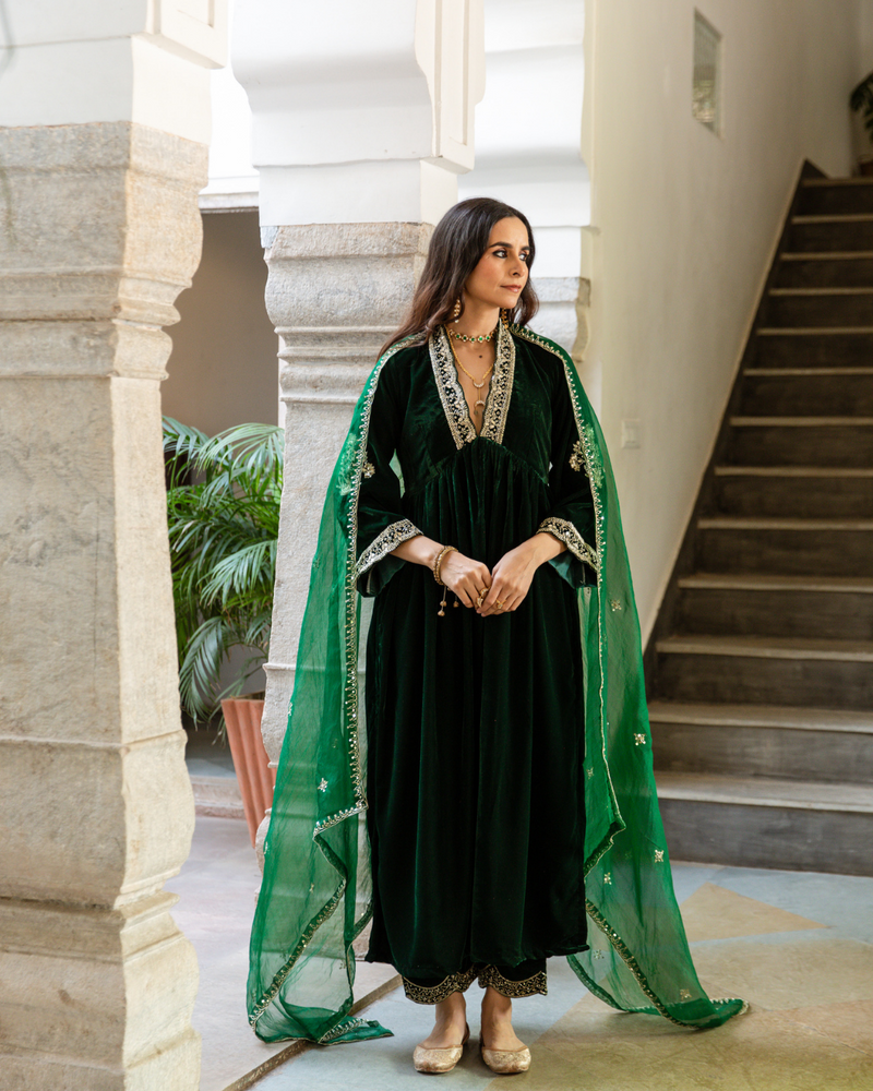 Khizaan Panna - Velvet Embroidered Suit Set Buy Khizaan Panna - Velvet Embroidered Suit Set from C&W | Kurta/Kurta Sets for Women by Maison Shefali in green color for women in Singapore
