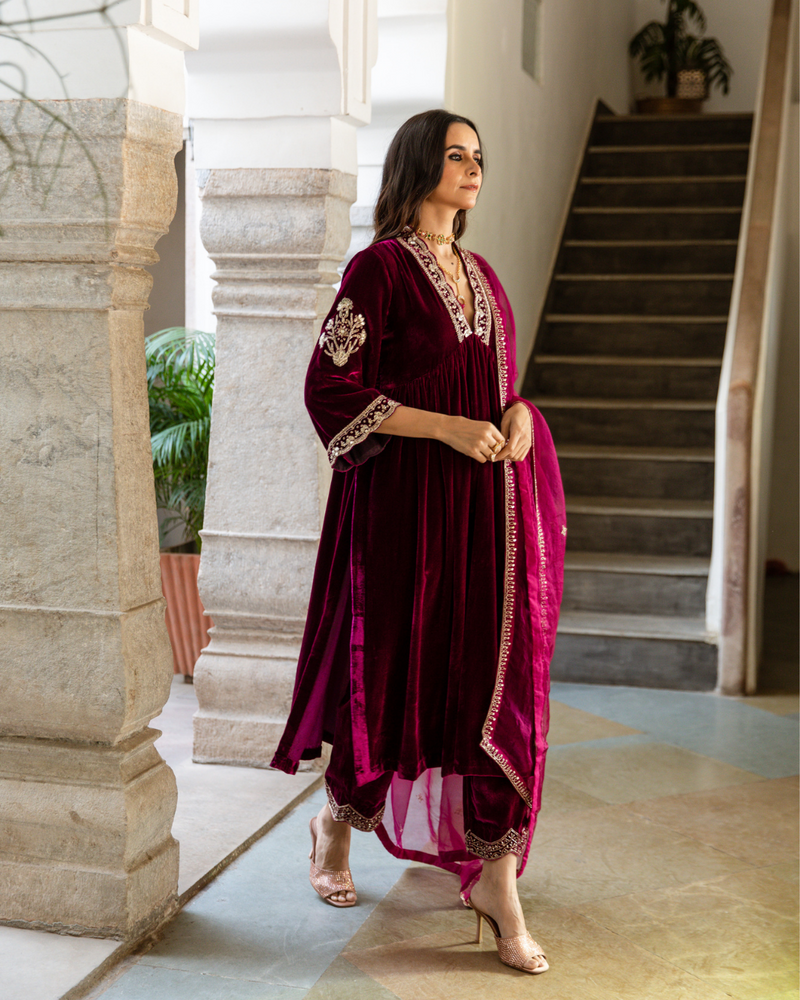 Khizaan - Velvet Embroidered Suit Set Buy Khizaan - Velvet Embroidered Suit Set from C&W | Kurta/Kurta Sets for Women by Maison Shefali in purple color for women in Singapore
