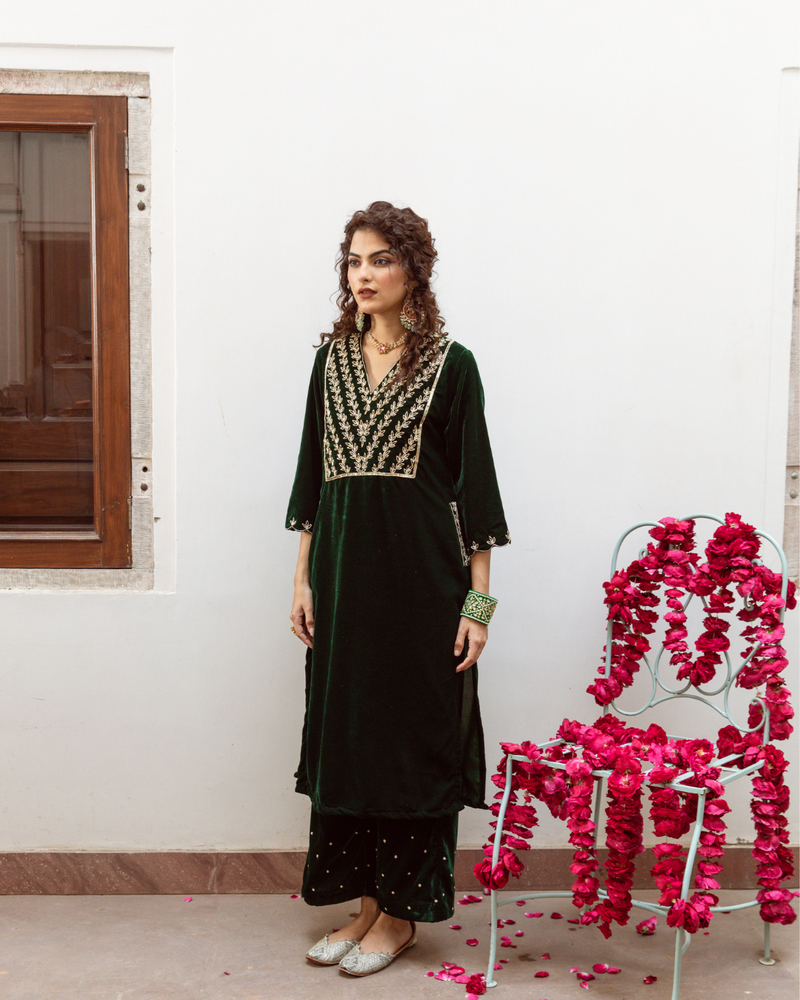 Roya Panna - Velvet Embroidered Suit Set Buy Roya Panna - Velvet Embroidered Suit Set from C&W | Kurta/Kurta Sets for Women by Maison Shefali in green color for women in Singapore