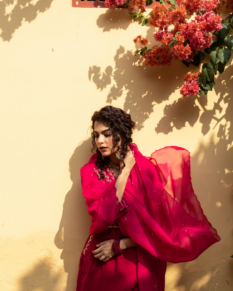 Roya Gulabi - Velvet Embroidered Suit Set Buy Roya Gulabi - Velvet Embroidered Suit Set from C&W | Kurta/Kurta Sets for Women by Maison Shefali in red color for women in Singapore