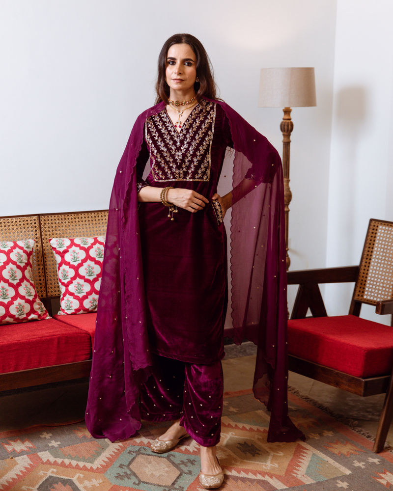 Roya - Velvet Embroidered Suit Set Buy Roya - Velvet Embroidered Suit Set from C&W | Kurta/Kurta Sets for Women by Maison Shefali in purple color for women in Singapore