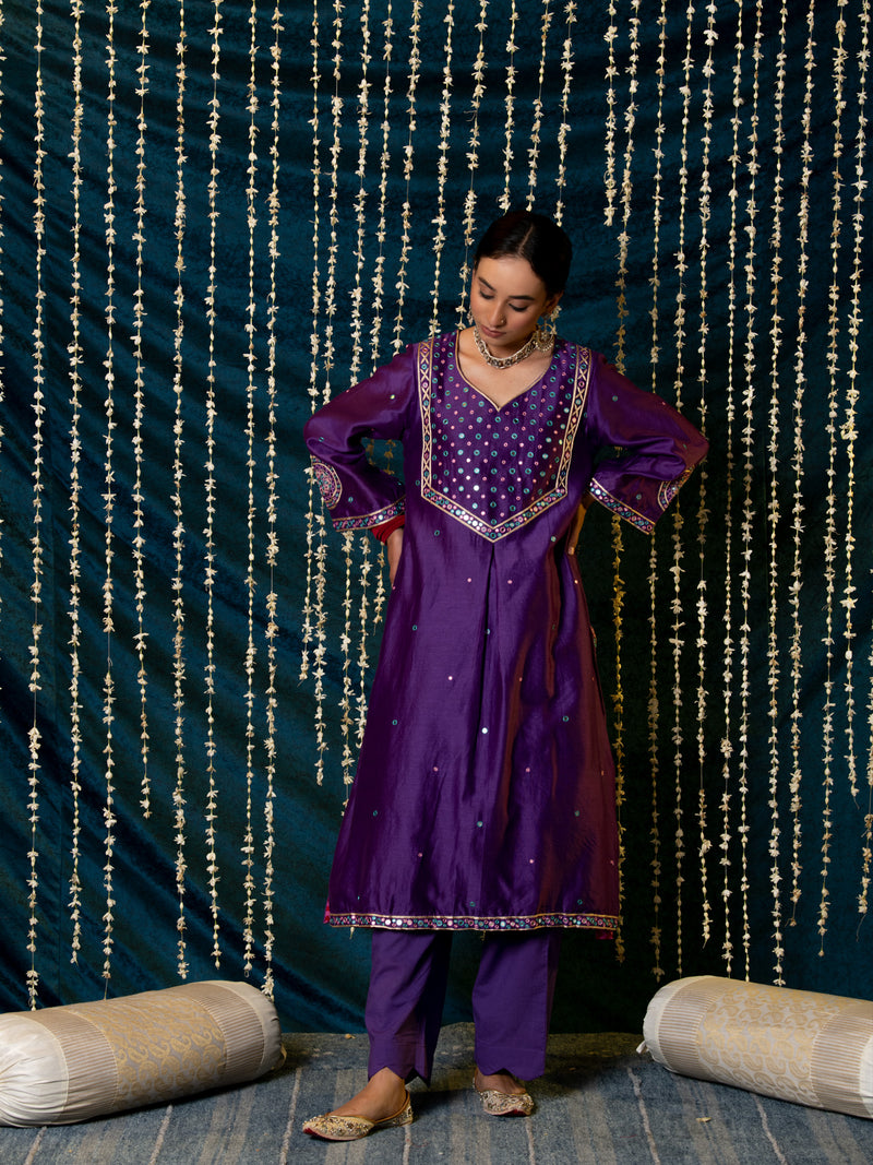 Hunar Kurta Set silk Buy Hunar Kurta Set from C&W | Kurta/Kurta Sets for Women by Maison Shefali for women in Singapore