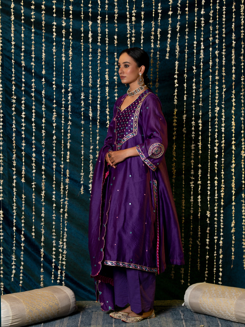 Hunar Kurta Set silk Buy Hunar Kurta Set from C&W | Kurta/Kurta Sets for Women by Maison Shefali for women in Singapore