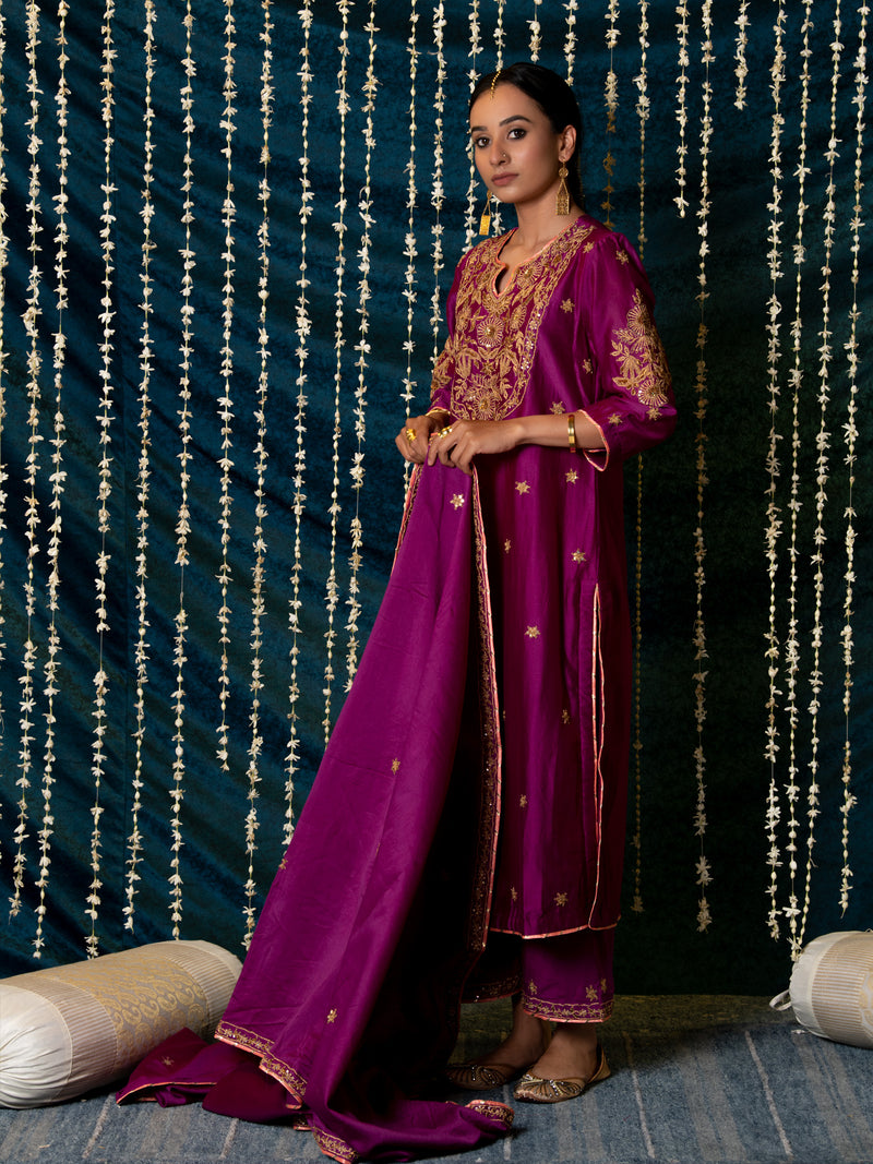 Ratti Kurta Set silk Buy Ratti Kurta Set from C&W | Kurta/Kurta Sets for Women by Maison Shefali for women in Singapore