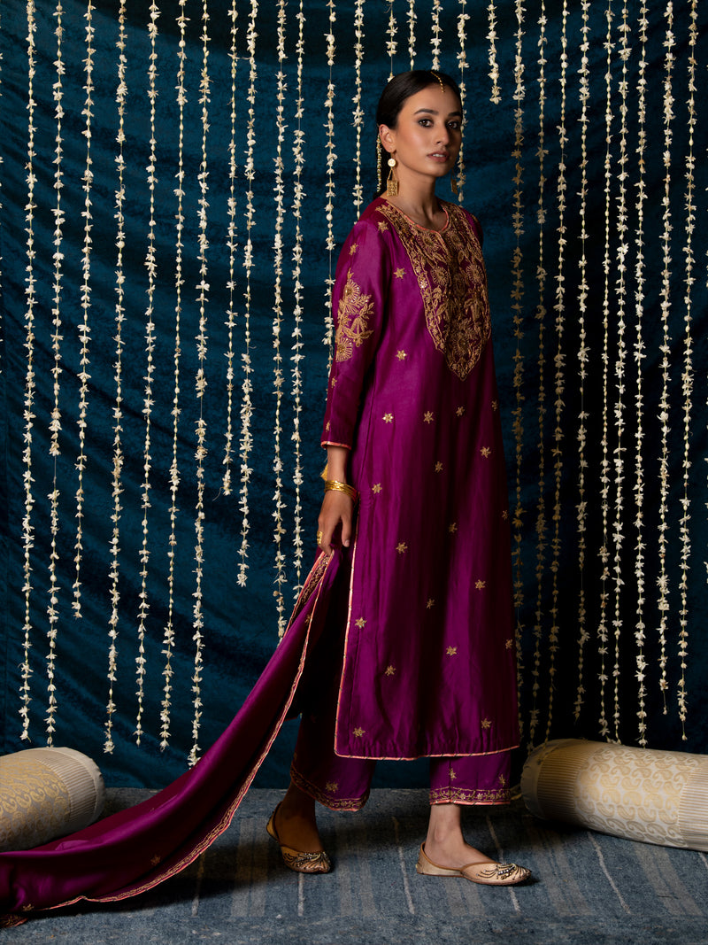 Ratti Kurta Set silk Buy Ratti Kurta Set from C&W | Kurta/Kurta Sets for Women by Maison Shefali for women in Singapore