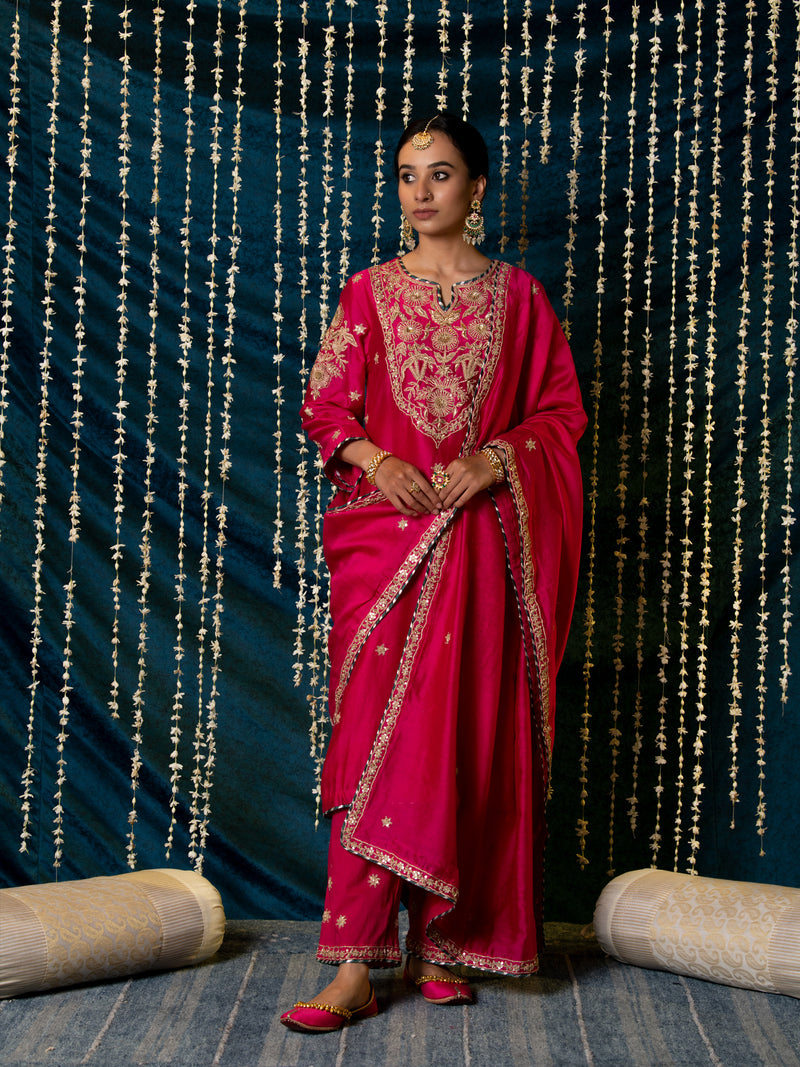 Gulaab Kurta Set silk Buy Gulaab Kurta Set from C&W | Kurta/Kurta Sets for Women by Maison Shefali for women in Singapore