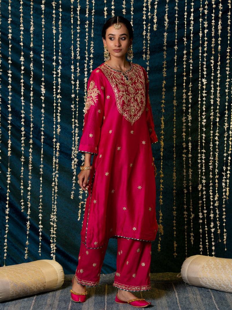 Gulaab Kurta Set silk Buy Gulaab Kurta Set from C&W | Kurta/Kurta Sets for Women by Maison Shefali for women in Singapore