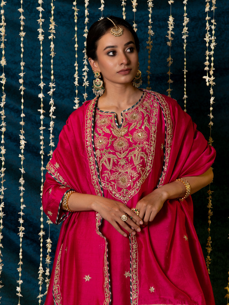 Gulaab Kurta Set silk Buy Gulaab Kurta Set from C&W | Kurta/Kurta Sets for Women by Maison Shefali for women in Singapore