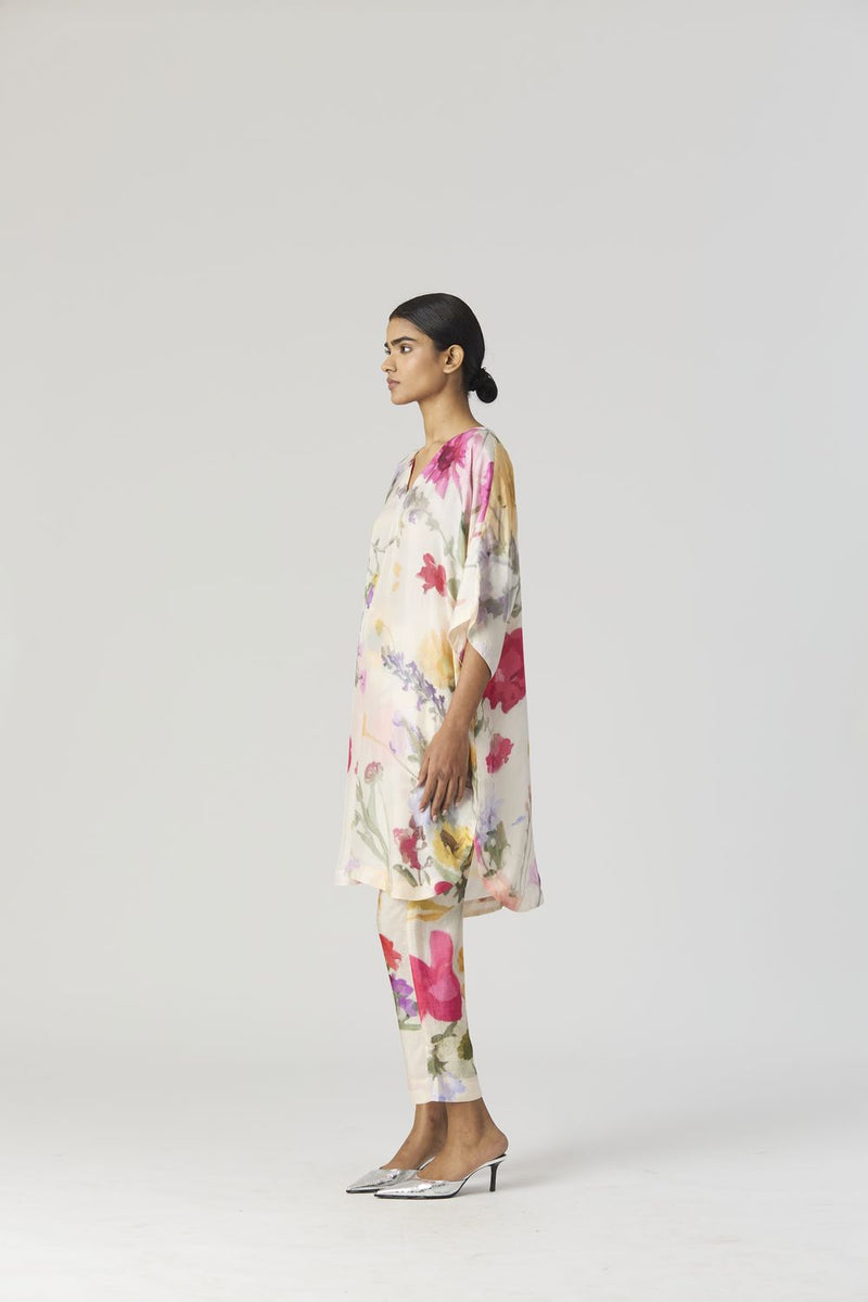 MARIA SHORT KAFTAN SET silk by Yam in white color for women in Singapore