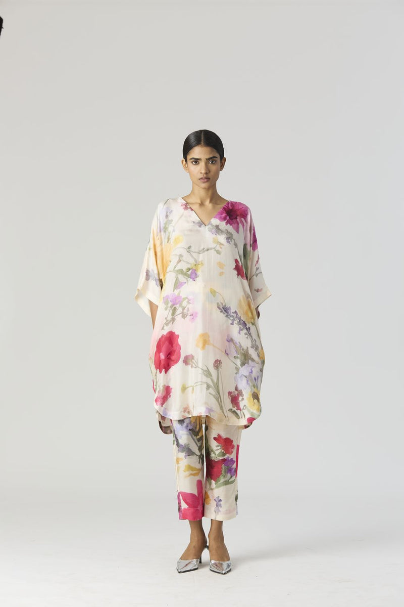 MARIA SHORT KAFTAN SET silk by Yam in white color for women in Singapore