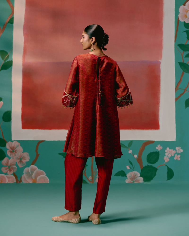 Maroon Embroidered Kurta Set tissue Buy Maroon Embroidered Kurta Set from C&W | Kurta/Kurta Sets for Women by Label Mogra for women in Singapore