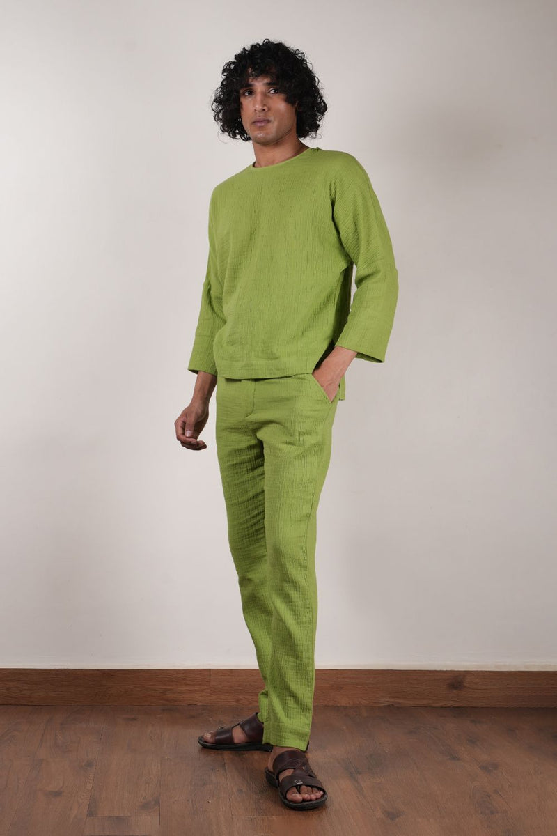 Men's Crush Cotton Green Pants 100% cotton by Mati Men in green color for men in Singapore