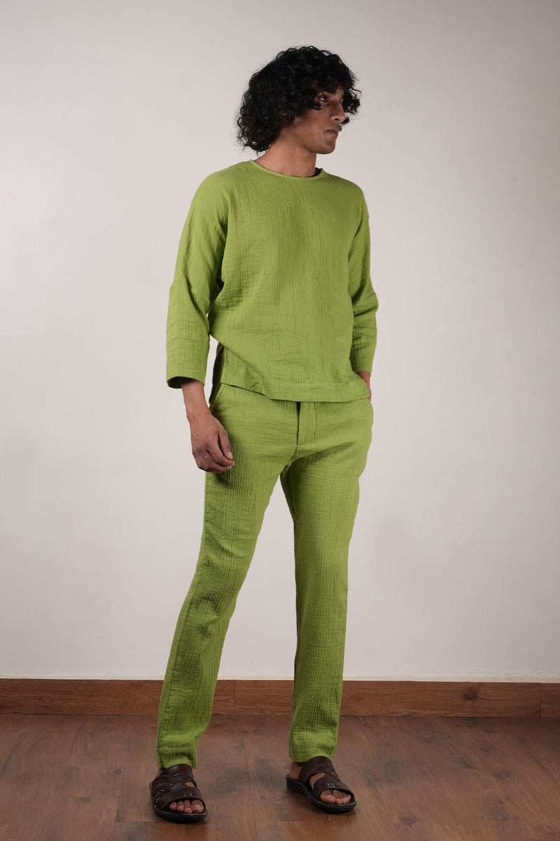 Men's Crush Cotton Green Pants 100% cotton by Mati Men in green color for men in Singapore