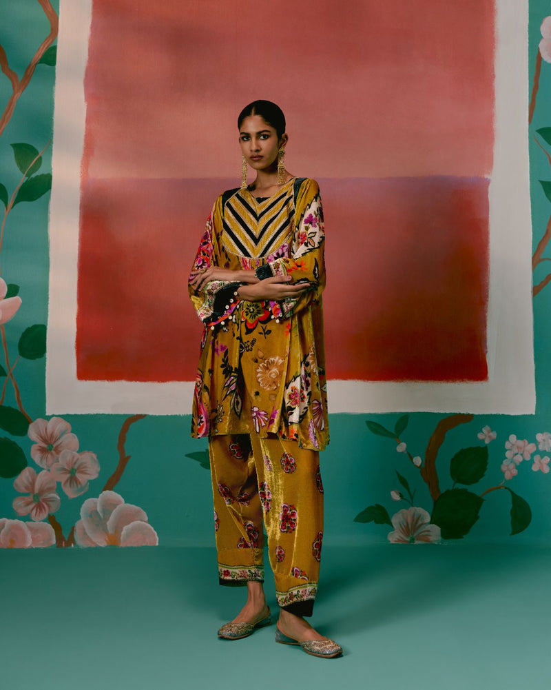 Mustard Floral Velvet Kurta Set Buy Mustard Floral Velvet Kurta Set from C&W | Kurta/Kurta Sets for Women by Label Mogra in mustard color for women in Singapore