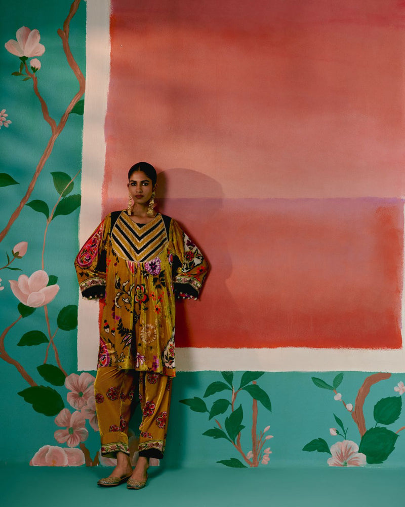 Mustard Floral Velvet Kurta Set Buy Mustard Floral Velvet Kurta Set from C&W | Kurta/Kurta Sets for Women by Label Mogra in mustard color for women in Singapore