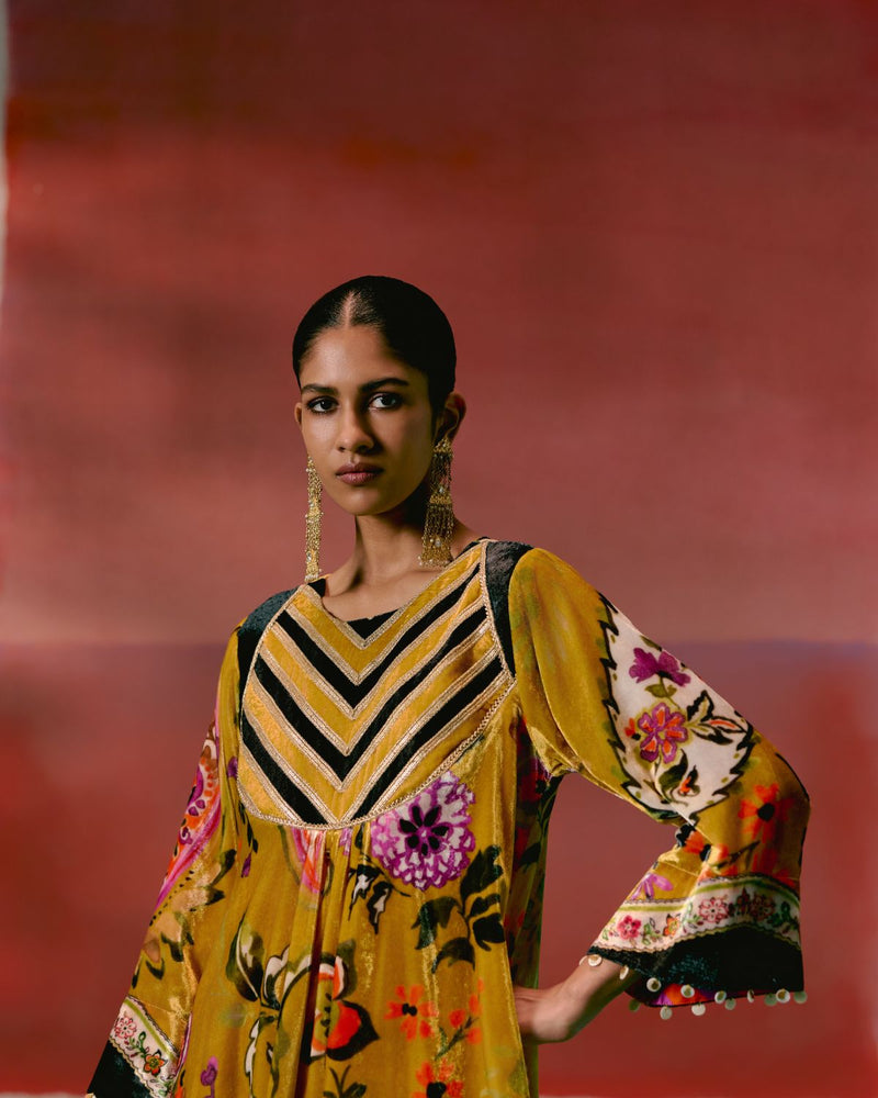 Mustard Floral Velvet Kurta Set Buy Mustard Floral Velvet Kurta Set from C&W | Kurta/Kurta Sets for Women by Label Mogra in mustard color for women in Singapore