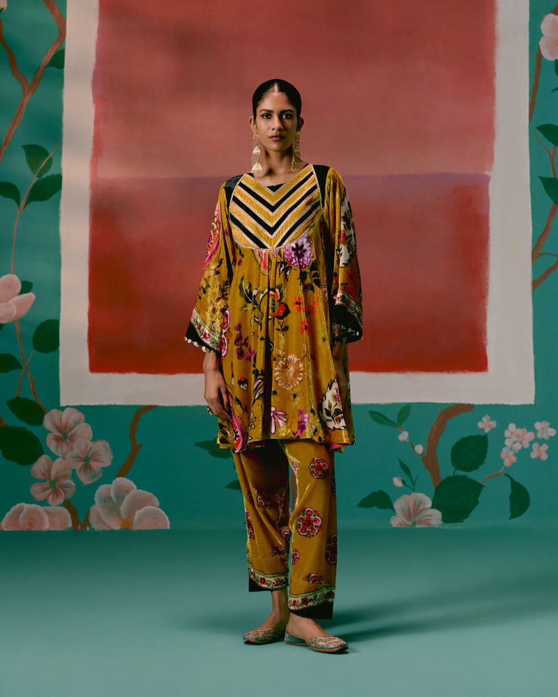 Mustard Floral Velvet Kurta Set Buy Mustard Floral Velvet Kurta Set from C&W | Kurta/Kurta Sets for Women by Label Mogra in mustard color for women in Singapore