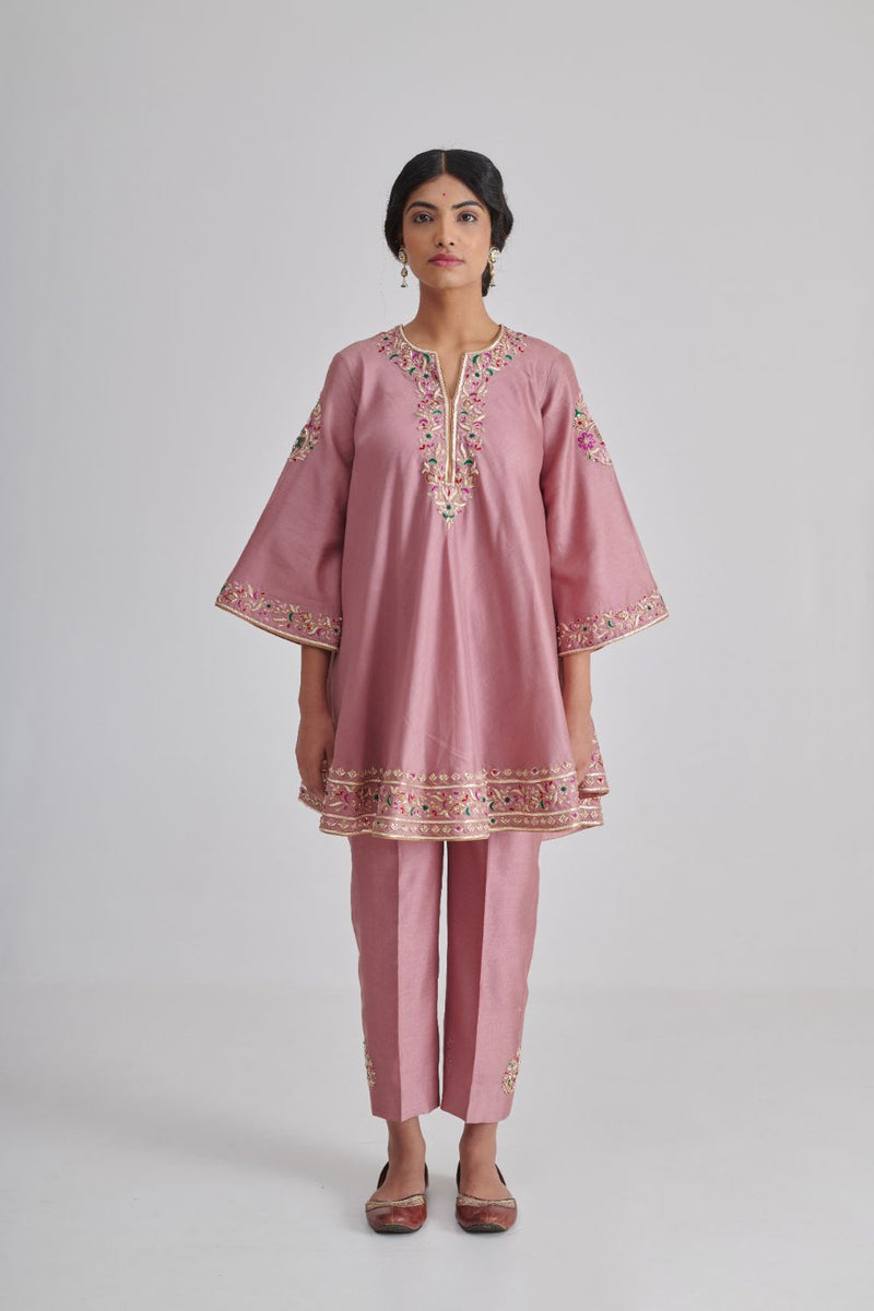 NAVELI & RUHI KURTA & PANT