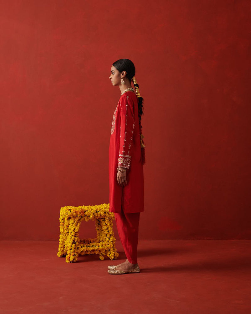 NAWAAZISH & ZIVAH KURTA & PANT