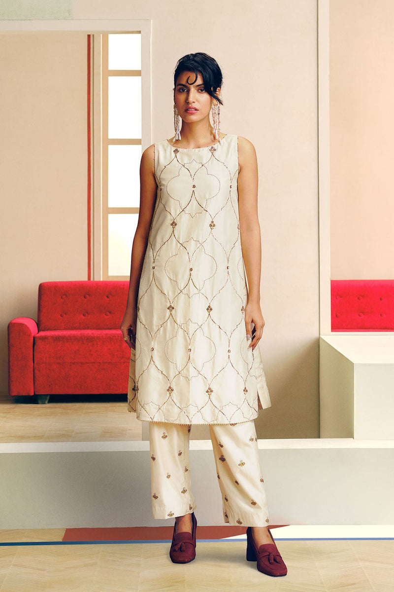 Niloufer Ivory Scallop Embroidery Kurta Set silk, organza kurta/kurta set by Rajiramniq in ivory for women in Singapore