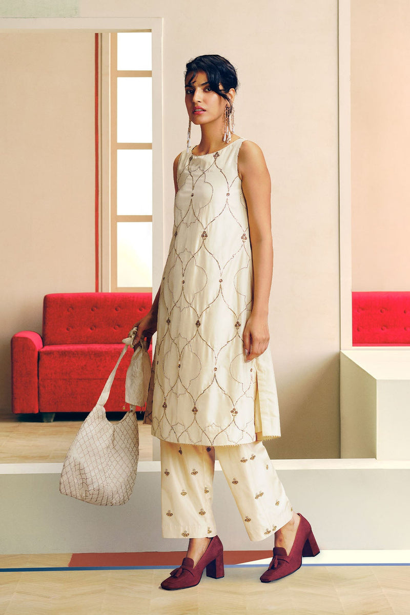 Niloufer Ivory Scallop Embroidery Kurta Set silk, organza kurta/kurta set by Rajiramniq in ivory for women in Singapore