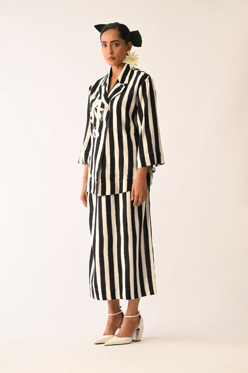 Revolt B&W Psyflora Appliqué Jacket cotton jacket/overlay by O'Frida in black & white for women in Singapore
