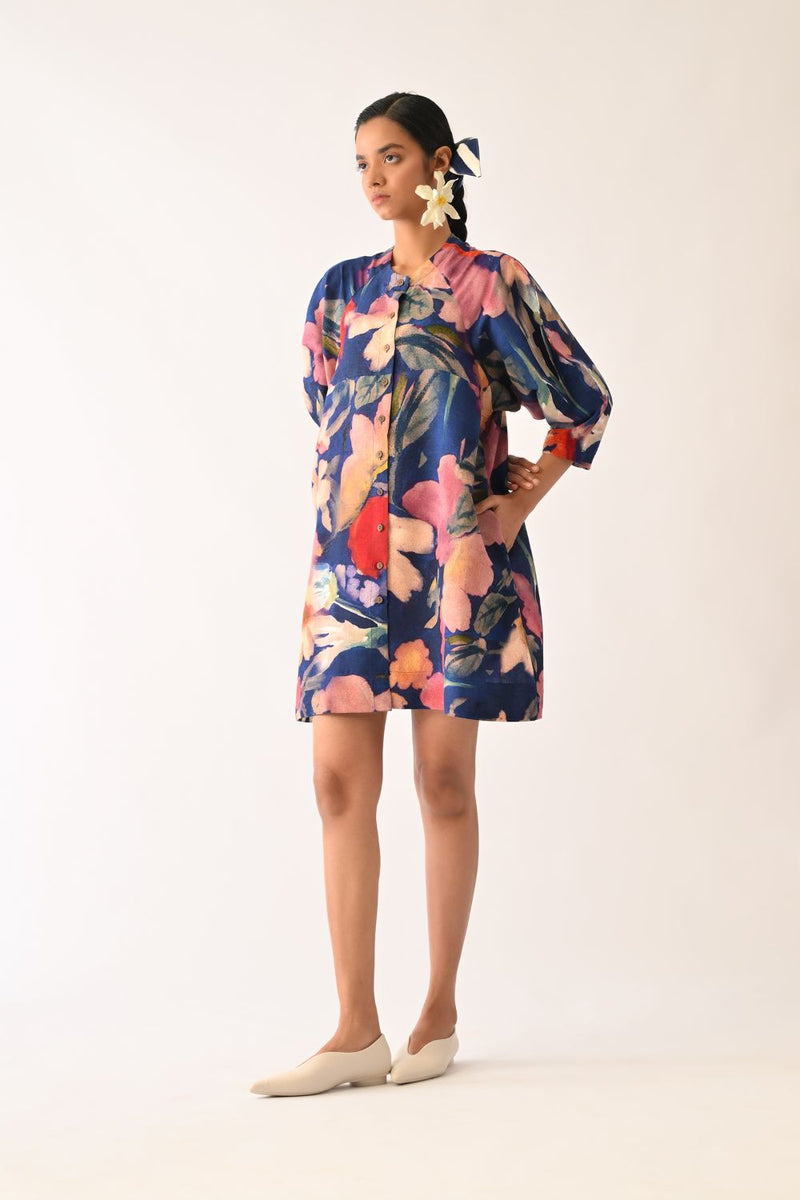 Liberty RB Bubble Sleeve Aline Short Dress

 cotton dress by O'Frida in royal blue for women in Singapore