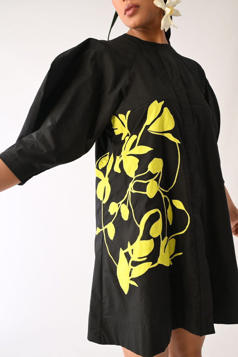 Mono Black Bubble Sleeve Aline Short Appliqué Dress poplin dress by O'Frida in all-black for women in Singapore