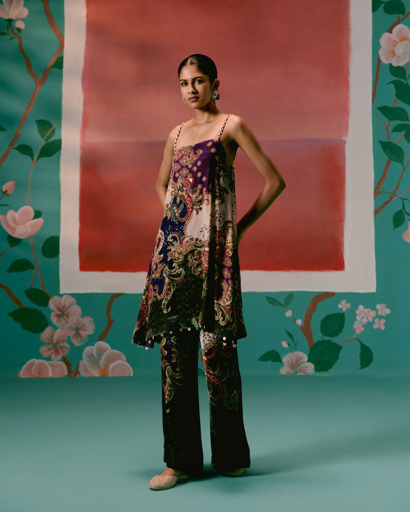 Olive & Purple Paisley Kurta Set Buy Olive & Purple Paisley Kurta Set from C&W | Kurta/Kurta Sets for Women by Label Mogra in olive color for women in Singapore