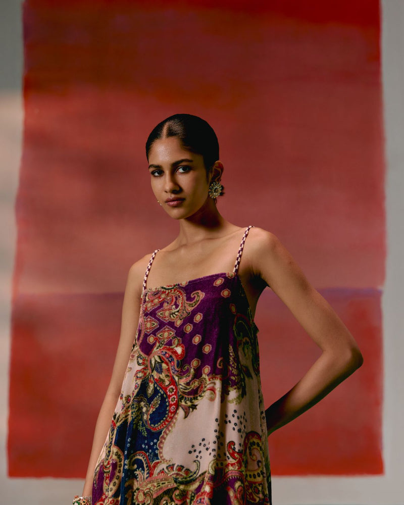 Olive & Purple Paisley Kurta Set Buy Olive & Purple Paisley Kurta Set from C&W | Kurta/Kurta Sets for Women by Label Mogra in olive color for women in Singapore