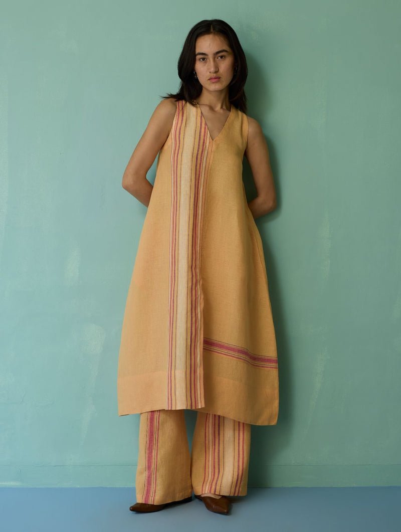 Vanya Border Linen Sleeveless Kurta - Apricot linen light kurta set by Manan in apricot for women in Singapore