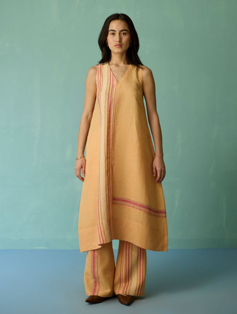 Vanya Border Linen Sleeveless Kurta - Apricot linen light kurta set by Manan in apricot for women in Singapore