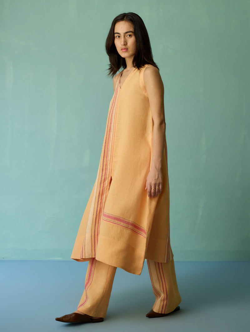 Vanya Border Linen Sleeveless Kurta - Apricot linen light kurta set by Manan in apricot for women in Singapore