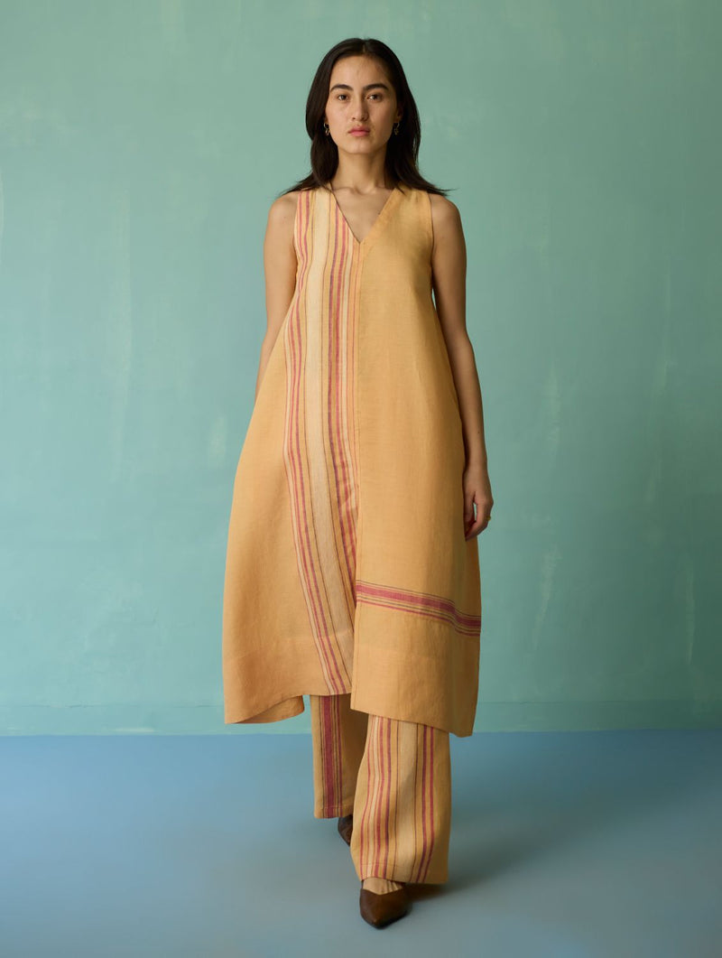 Vanya Border Linen Sleeveless Kurta - Apricot linen light kurta set by Manan in apricot for women in Singapore