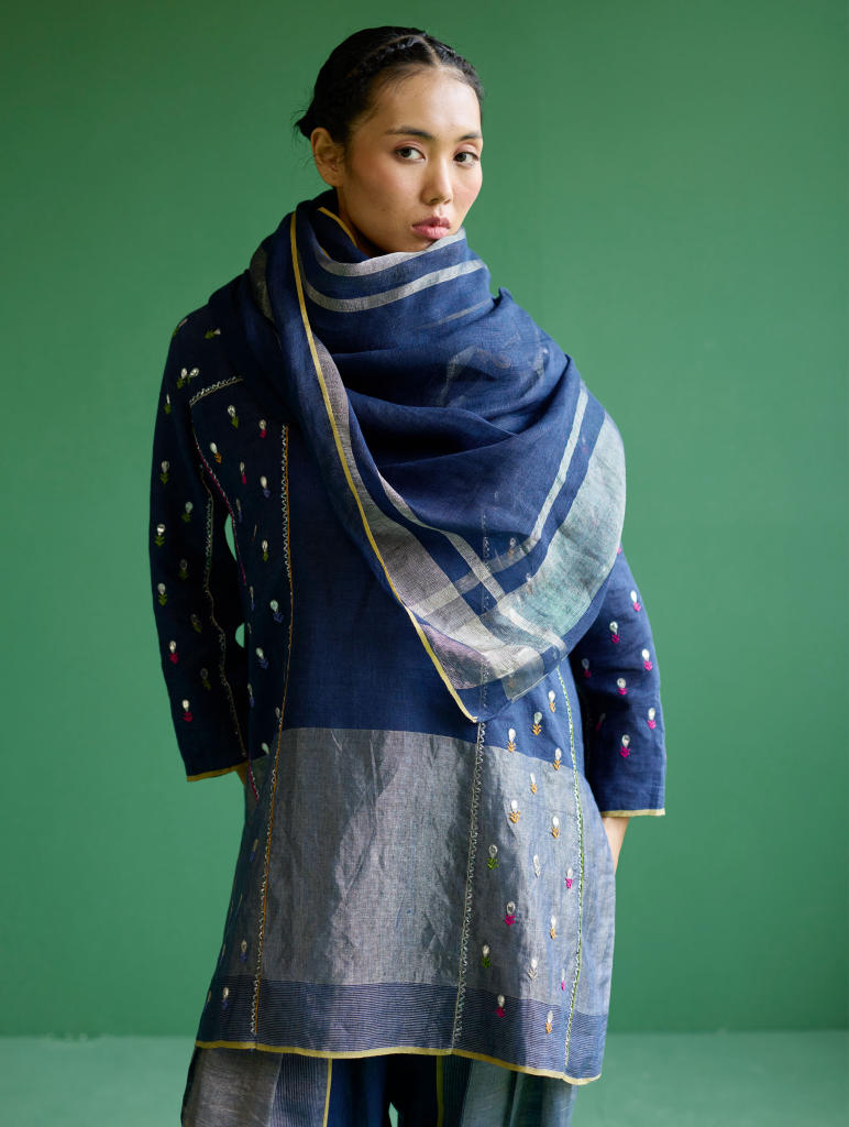 Shuri Metallic Linen Dupatta - Navy linen by Manan in ivory color for women in Singapore