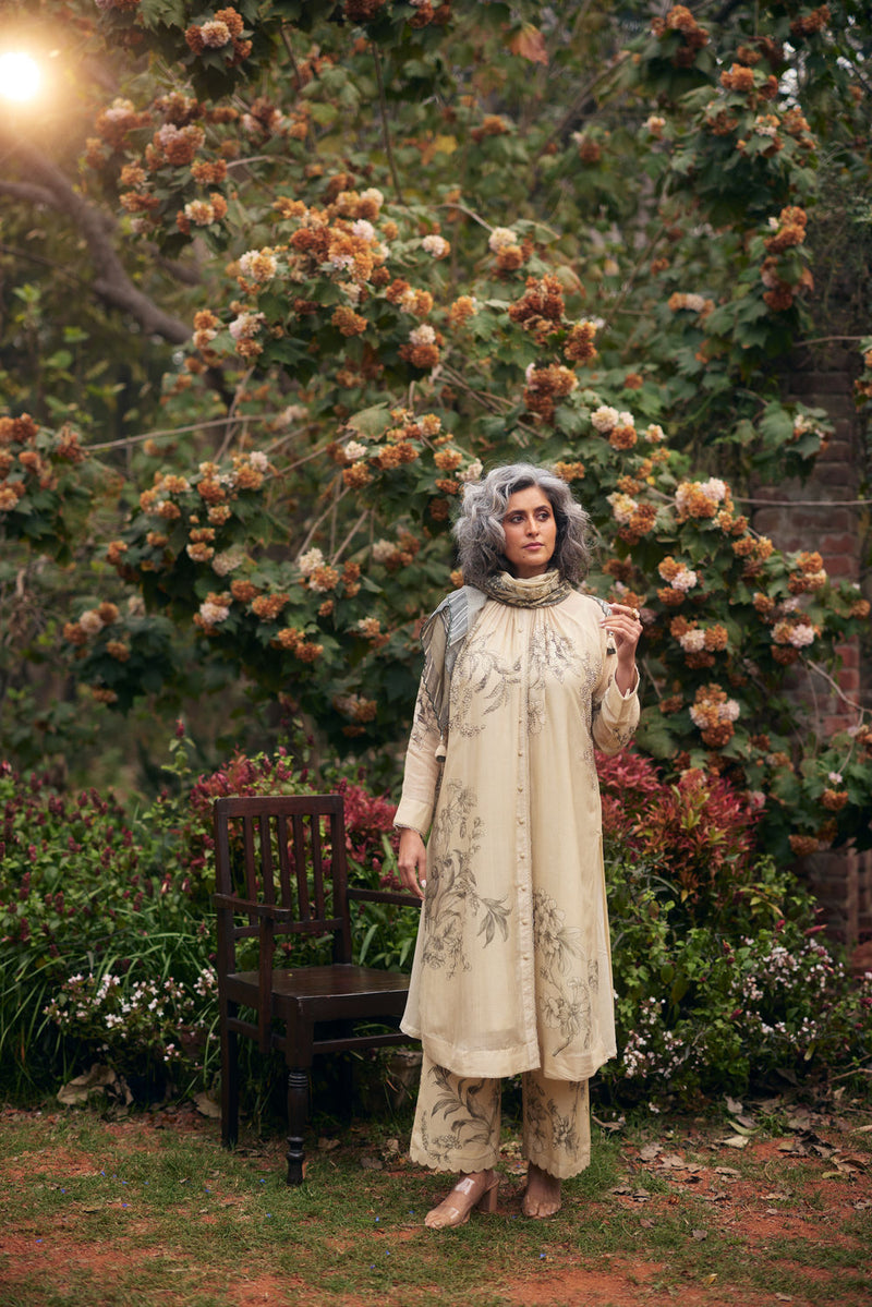 Vera Kurta Set chanderi by Paulmi & Harsh in ivory for women in Singapore