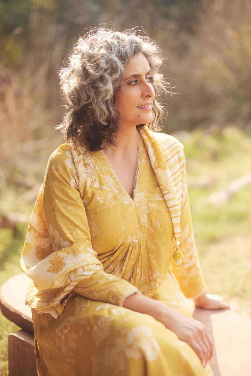 Amoré Kurta Set chanderi by Paulmi & Harsh in golden yellow for women in Singapore