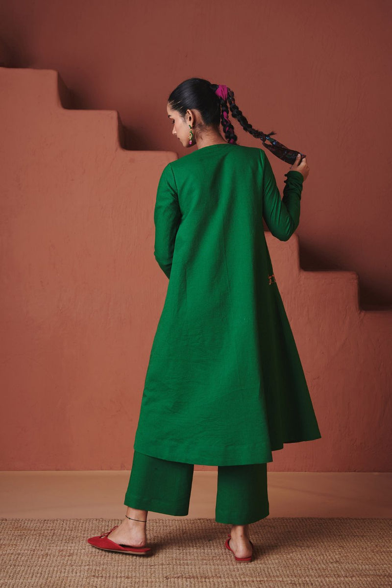 Panna Linen Embroidered Pocket Kurta Set