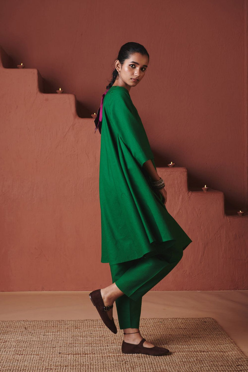 Panna Linen Pheran Kurta Set