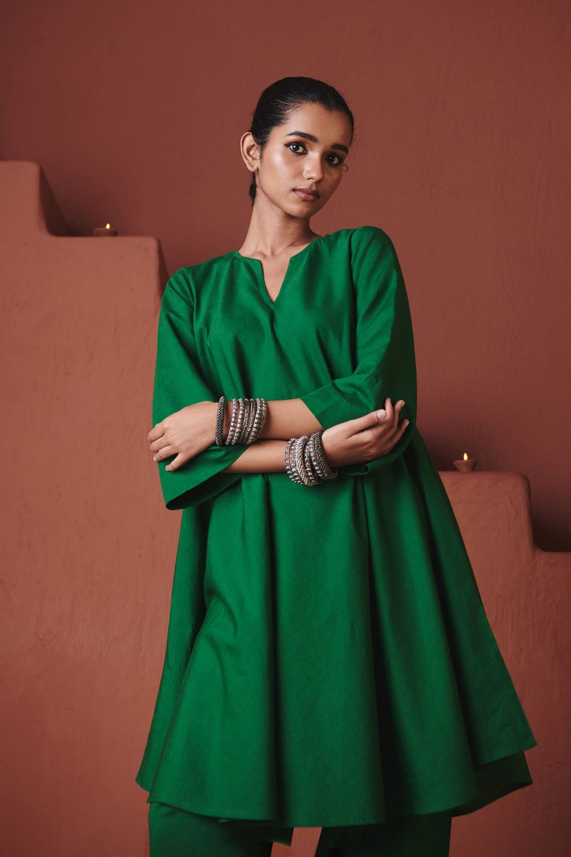 Panna Linen Pheran Kurta Set