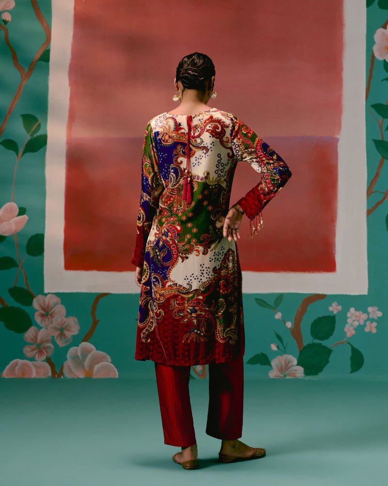 Paisley Velvet Kurta Set Buy Paisley Velvet Kurta Set from C&W | Kurta/Kurta Sets for Women by Label Mogra in red color for women in Singapore