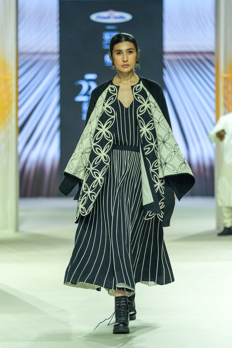Vine Tunic cotton by Ka-Sha in black color for women in Singapore
