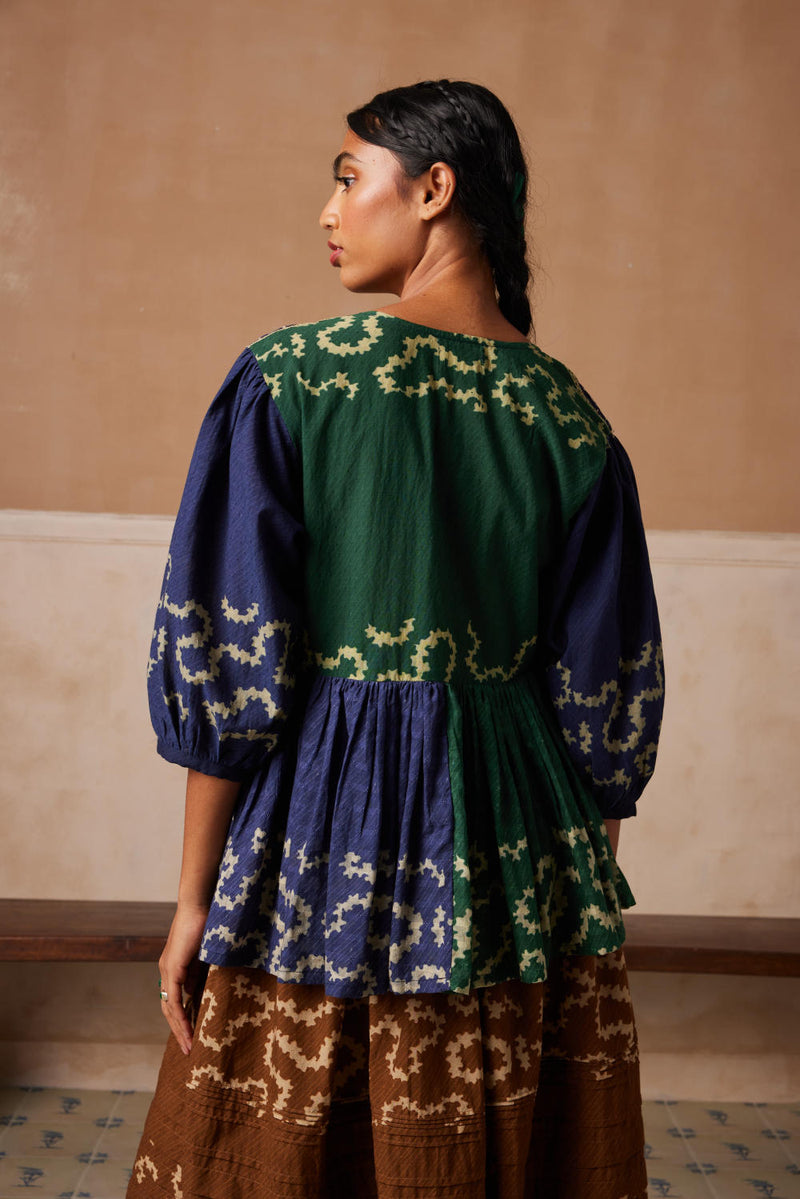 Poem top-(Indigo-Emerald Spiral) cotton by CORD for women in Singapore