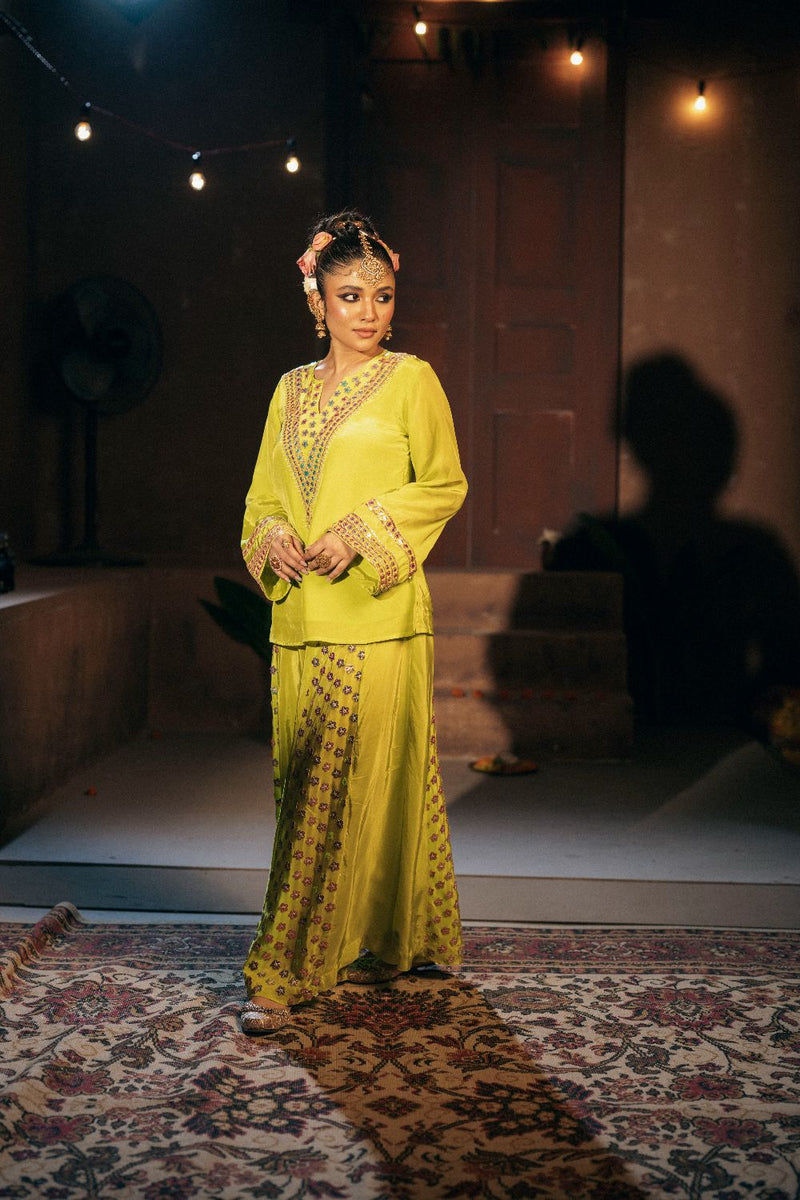 Veere Short Top Sharara with Dupatta Set- Sublime Neon